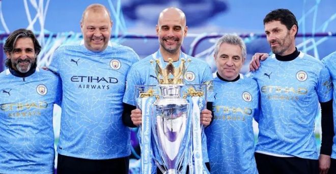 随着梁靖崑+王楚钦2-1获胜，成都混合团体世界杯！国乒8-4德国队